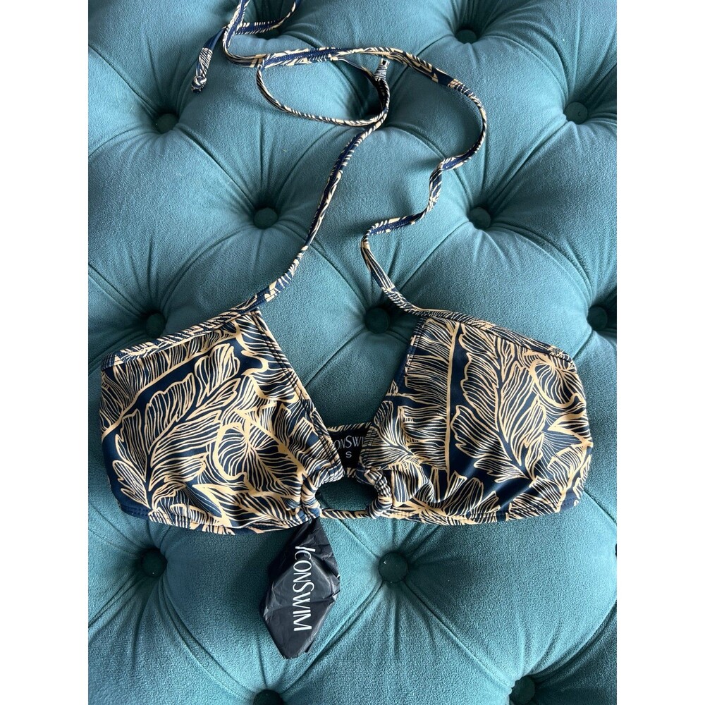 Icon swim bathing suit Bikini Top NWT